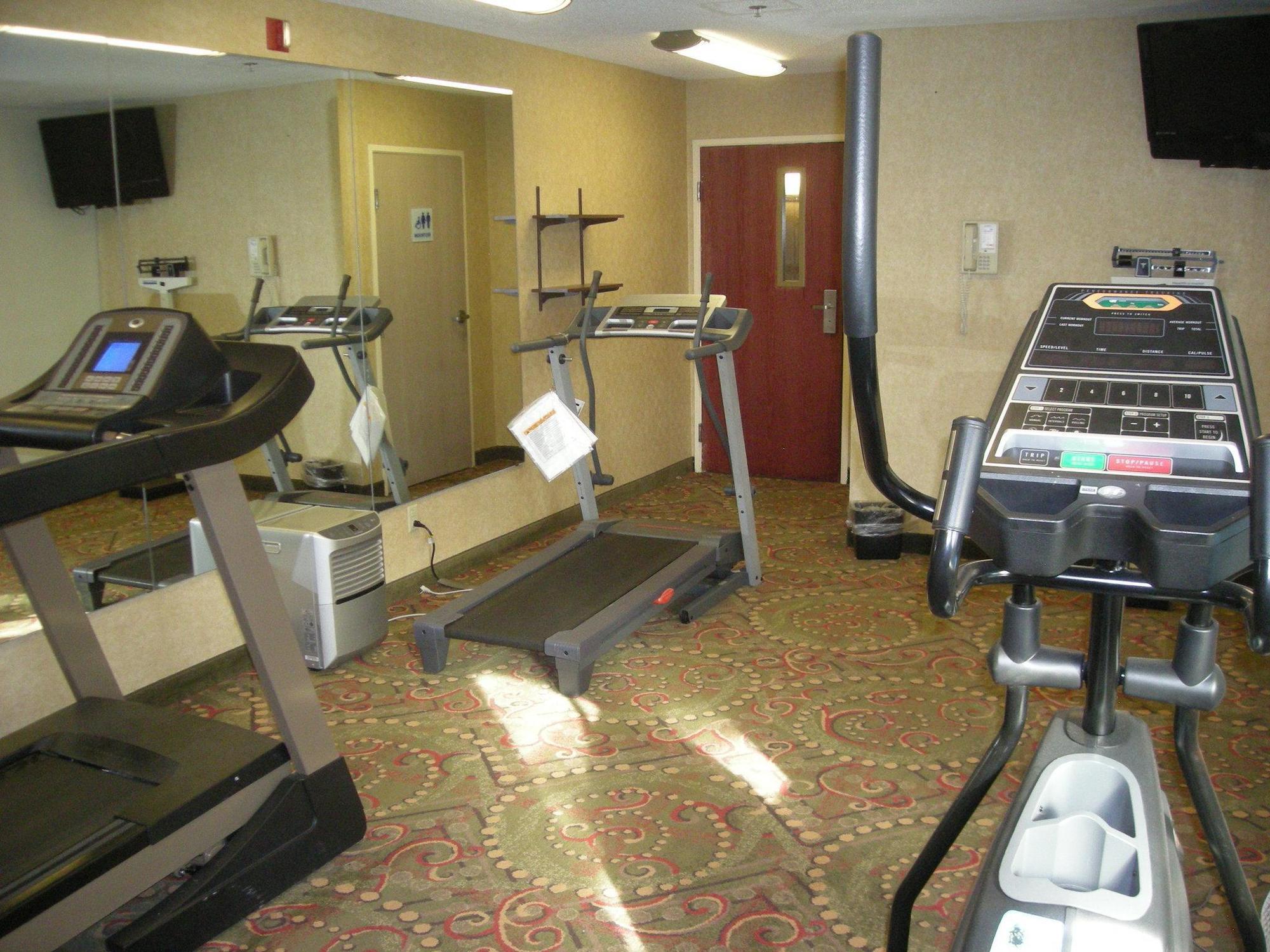 Red Roof Inn Evansville Stacer Экстерьер фото